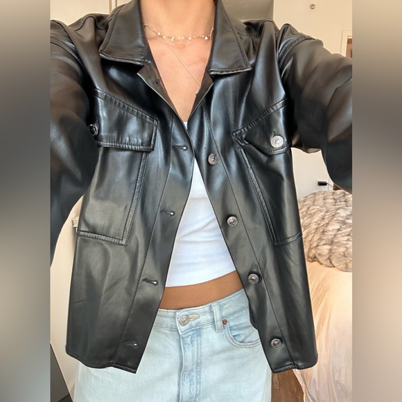 Light weight leather jacket - Picture 10 of 12